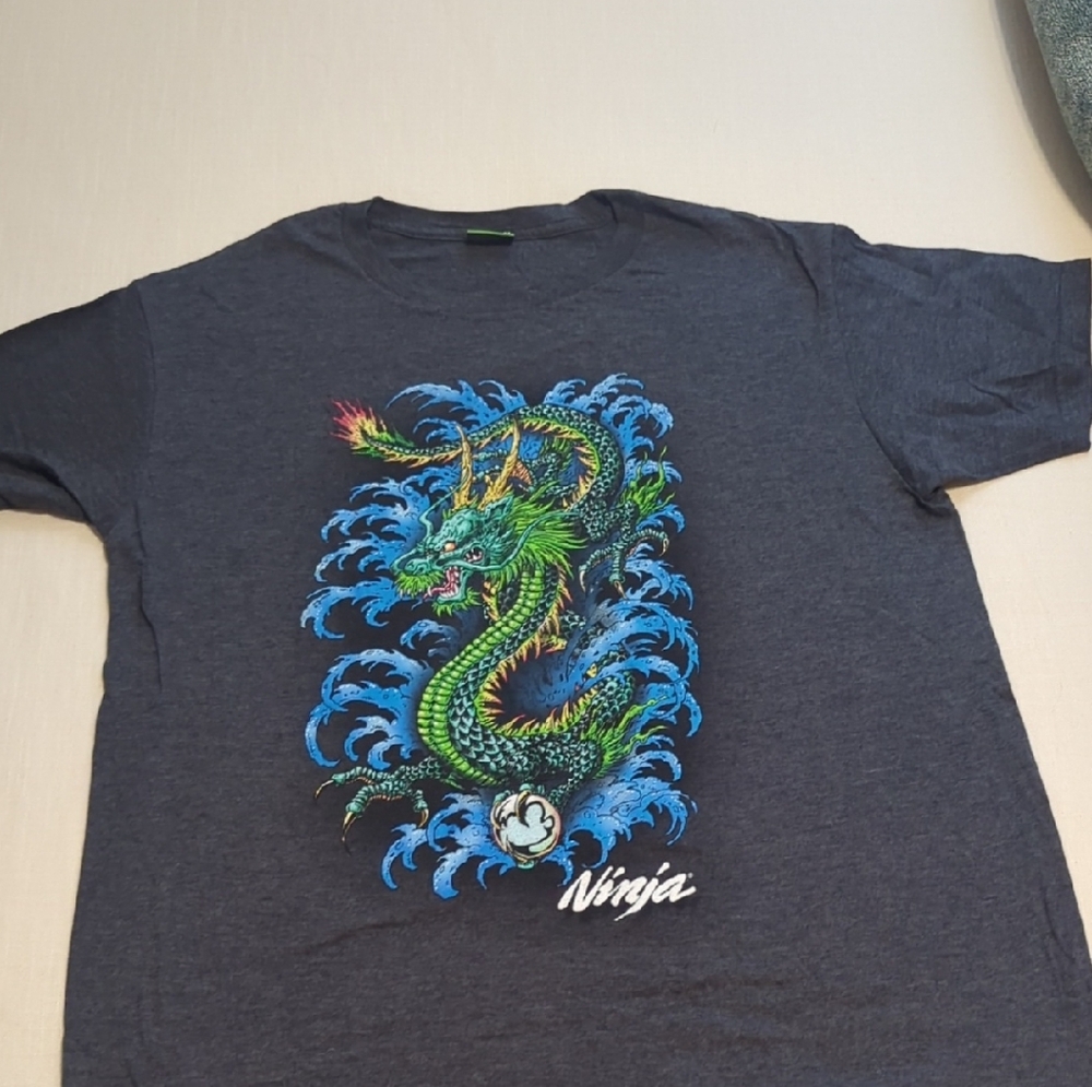 Ninja Men's Charcoal Dragon Graphic Tee